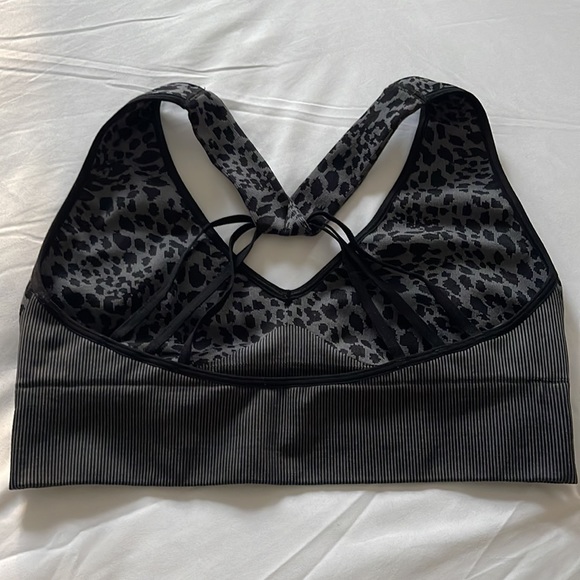 Good American Sport Bra - Picture 7 of 9